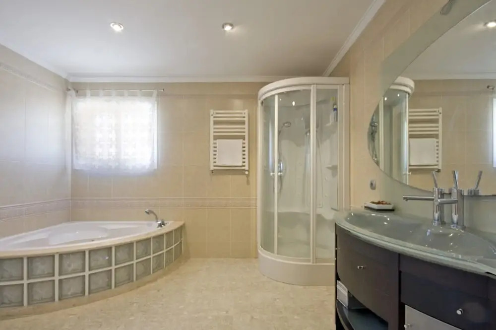 Villa - 4 Bedrooms with Pool, WiFi and Sea views - 104966
