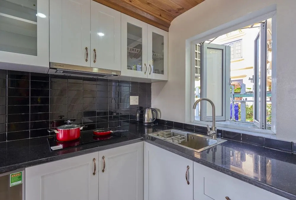 Little Colmar - Homestay & Pottery Studio