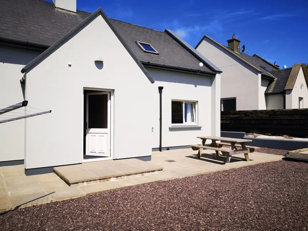 4 Bedroomed Holiday Home Close to the Beach