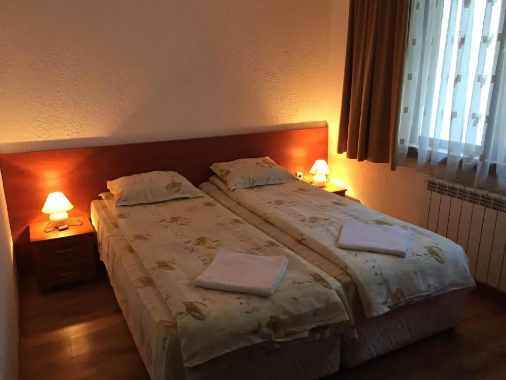 Guest Rooms Vachin