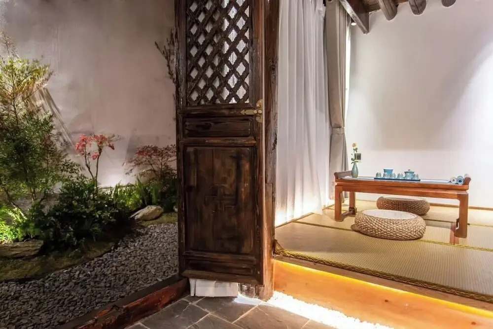Tianxi Mansion in Dali Ancient City - A Century-Old Official Residence