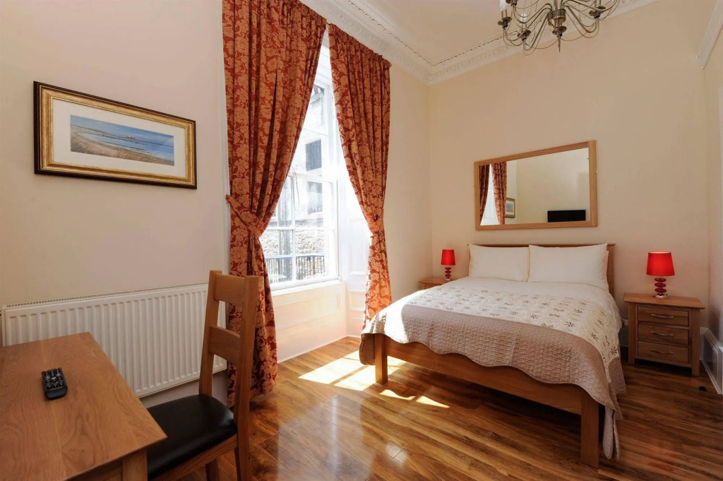 Edinburgh City Suites