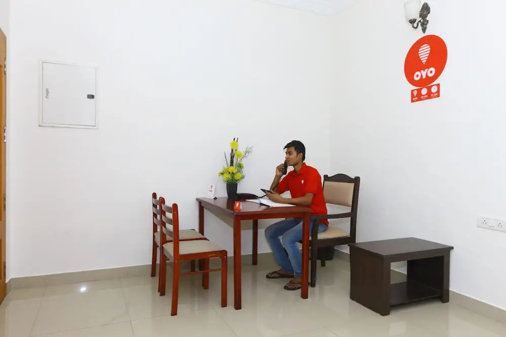 OYO 10106 Hotel NLBR