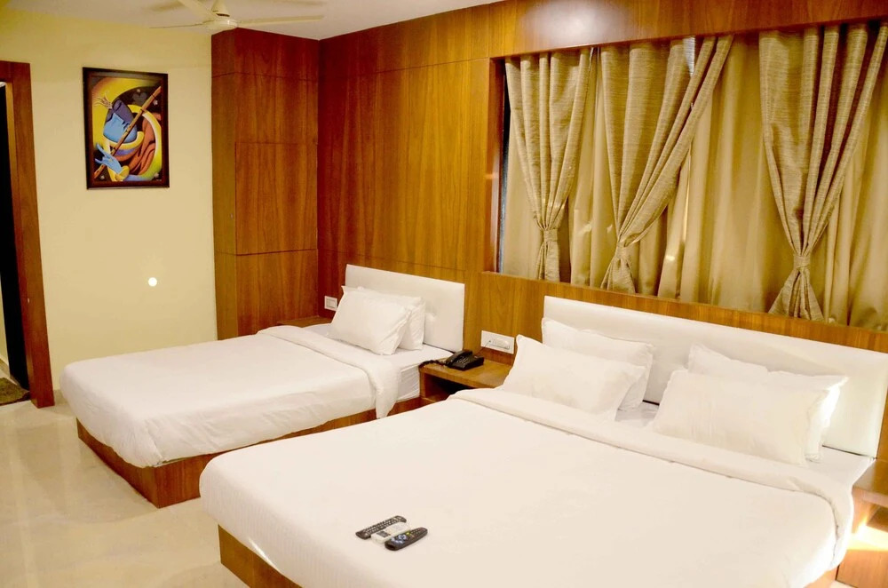 Anroute Stays 111 - Opp. Mahakal Temple