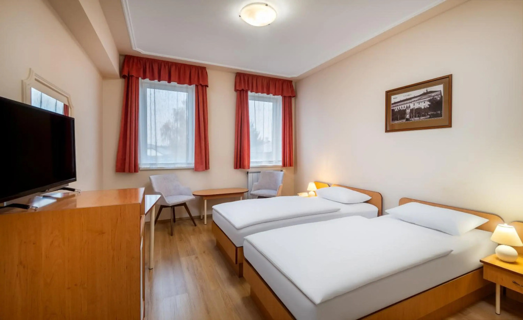 Platan Hotel
