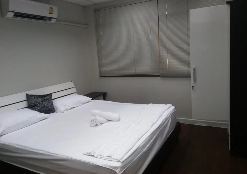 Royal Anand Guest House
