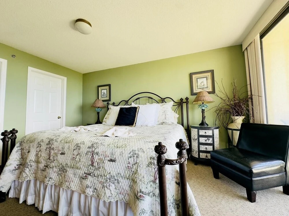 Beach Club Iii 1e 3 Bedroom Condo by RedAwning, North Myrtle Beach