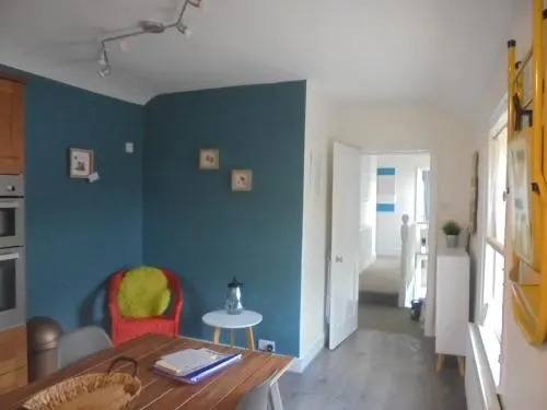 11B Beachside
