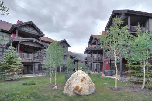 Ca1203 The Cache Condo