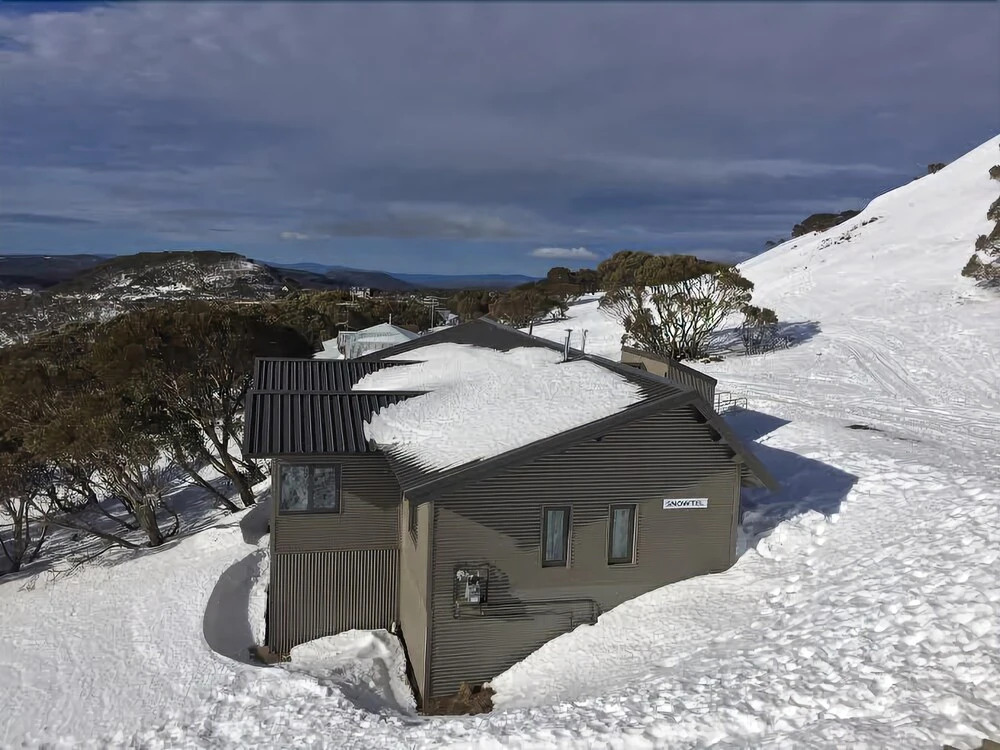 Snowtel 1