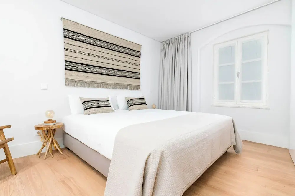 Limehome Evora Rua de Machede 52