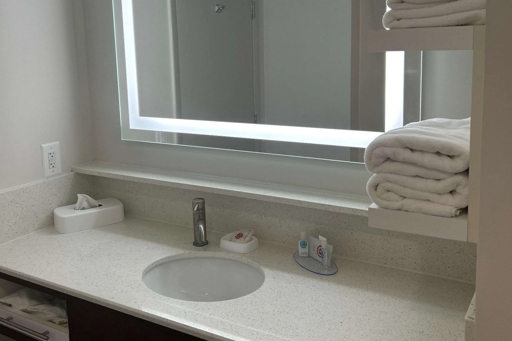 Comfort Inn Darien - North Brunswick