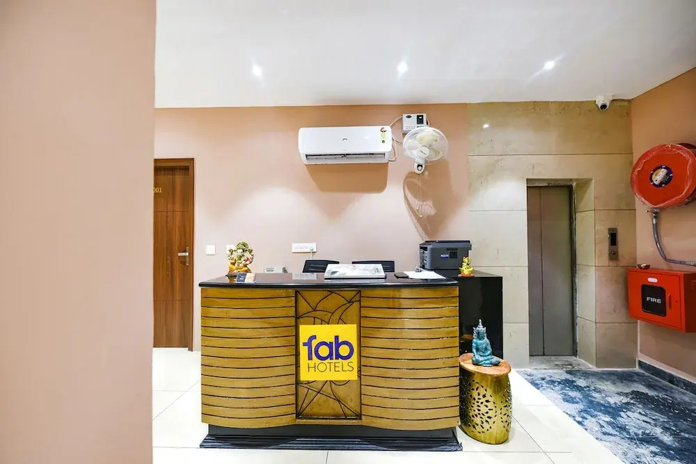 Fabhotel Supreme Suites