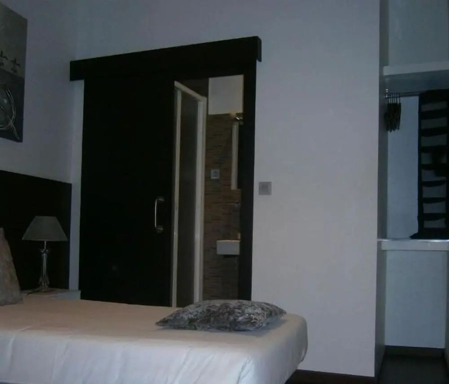 THC Latina Hostel