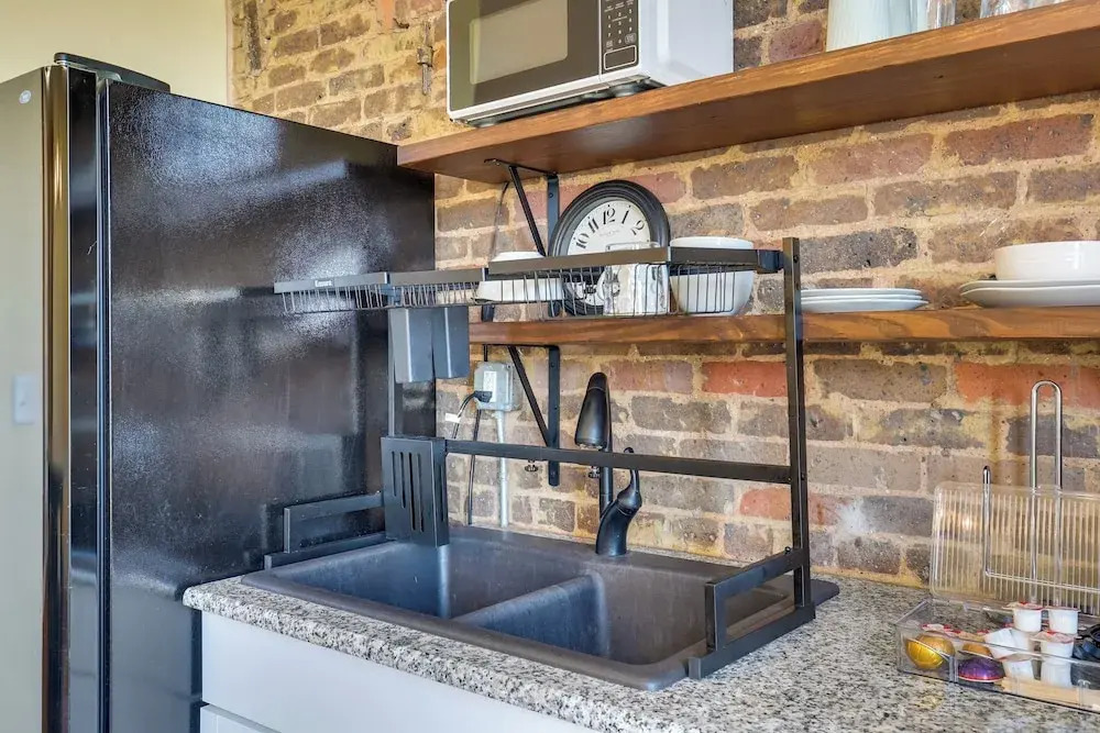 Shop, Dine & Unwind at Historic Dtwn Marshall Apt