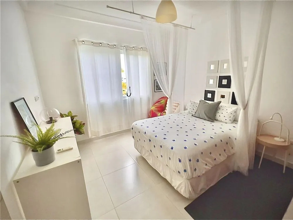 Dduplex Near the Beach - Airport Transfer
