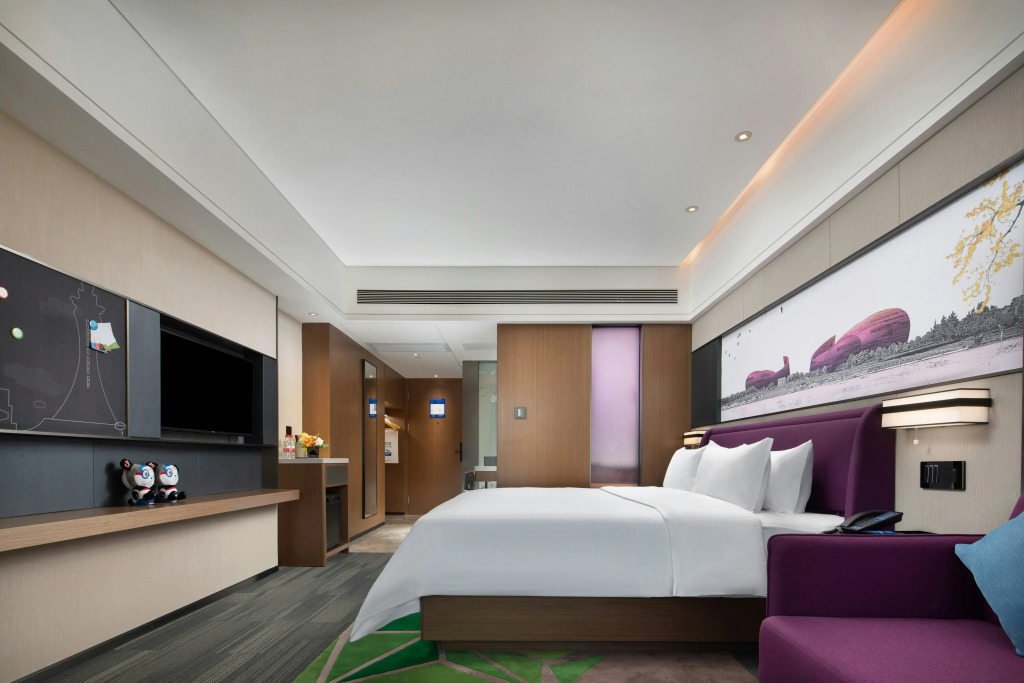 Hampton by Hilton zhumadian sports center