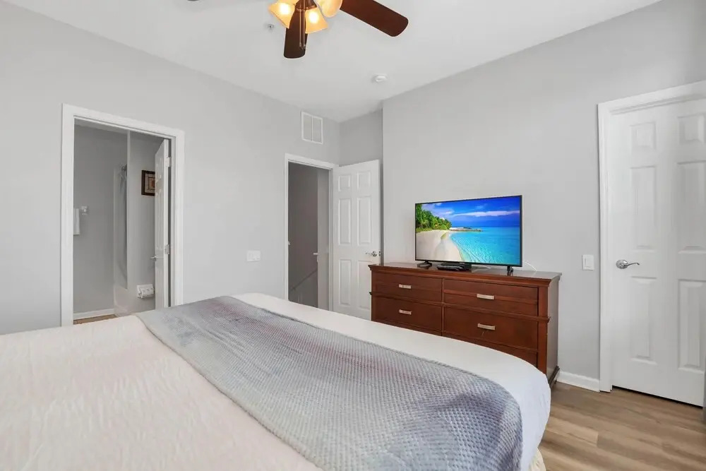 Elegant and Spacious 3BD Town Home With CDC Standards - CLOSE to Convention Center #3VC007