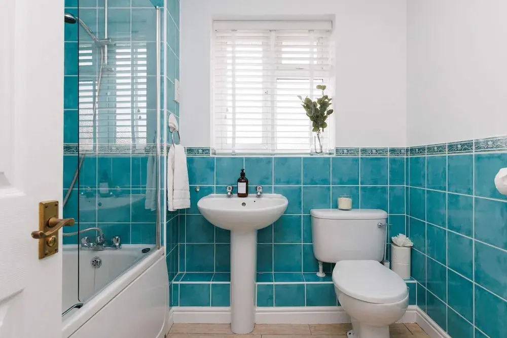 Spacious 4-bed Seaside Retreat in Selsey