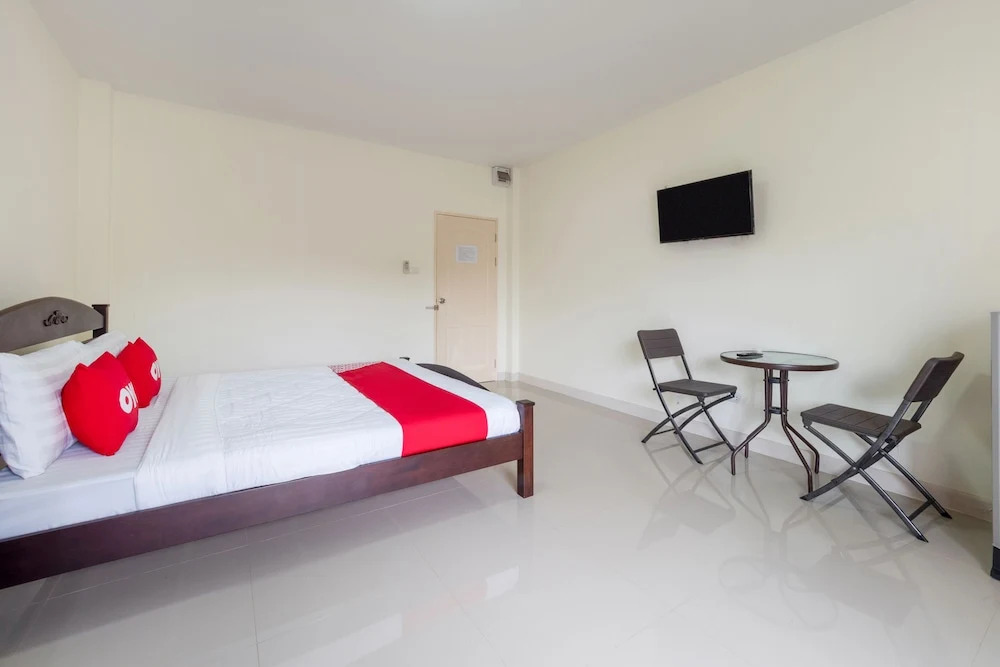 OYO 1069 Baan Nong Moo Apartment