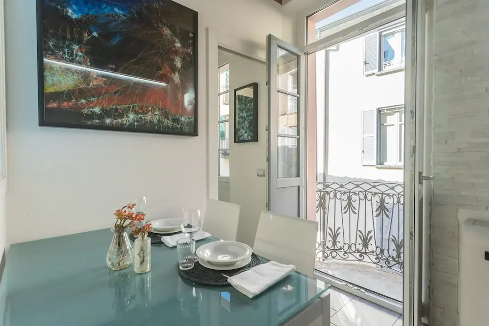 Domus in Como by Rent All Como