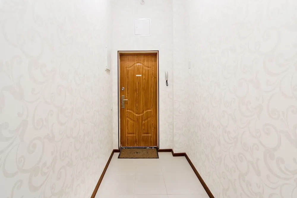 LeonRooms Onilovoy 18-1