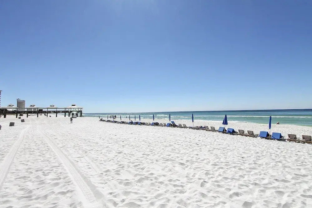 Shores Of Panama 1807 -fantastic 2bd+bunks, Sleeps 8! Reserved Parking! Free Fun 2 Bedroom Condo by RedAwning