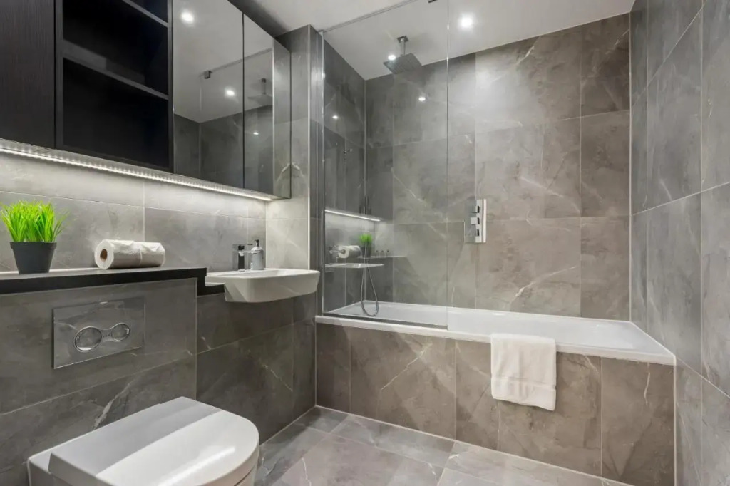 Modern One & Two Bedrooms Flat in North Acton close to Ealing