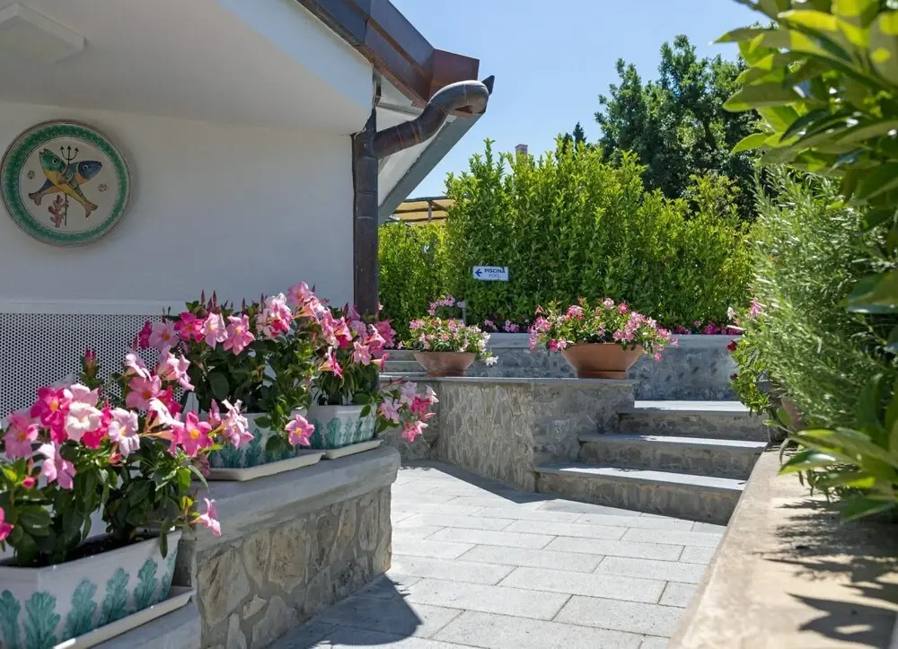 Amore Rentals - Casa Emma With Private Pool and Parking