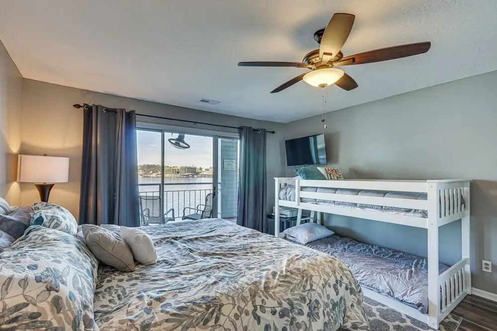 Lakefront Retreat w/ Community Pool in Osage Beach