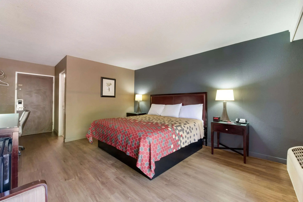 Econo Lodge High Point - Archdale