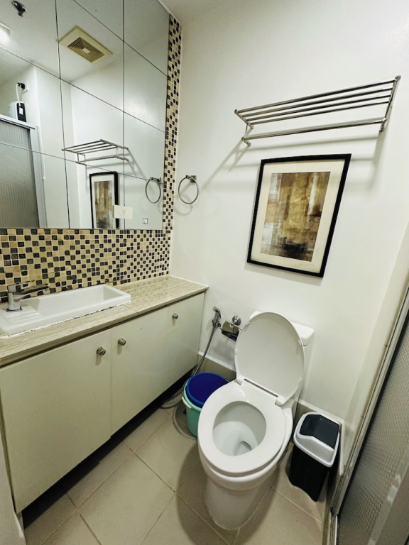 Taguig near Bgc  1bedroom with  Balcony