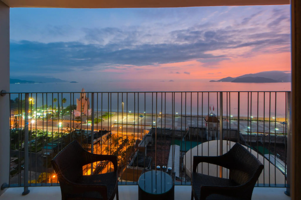 Luxury Seaview Panorama Nha Trang by Luna