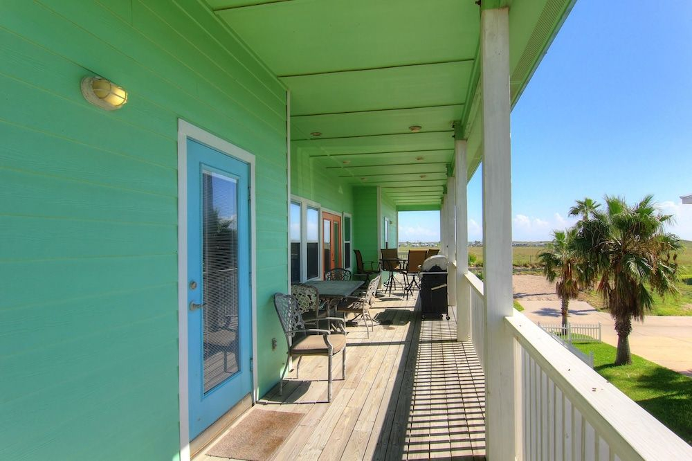 The Margarita House 349RS