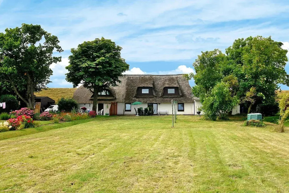 Holiday Home on the Dike, Busum