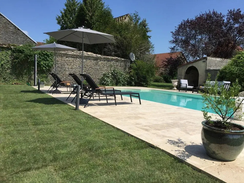 LHote Antique - MAISON DHOTE- 4 Suites avec cuisine