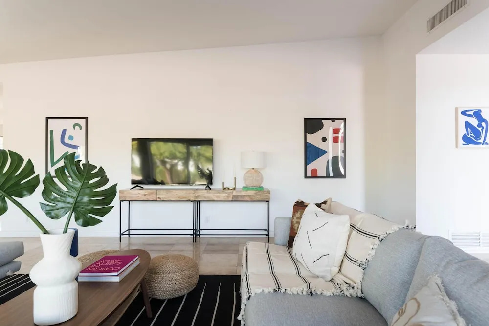 Desert Oasis w/ Pool, Table Tennis, & Fire Pit Caspian by Avantstay