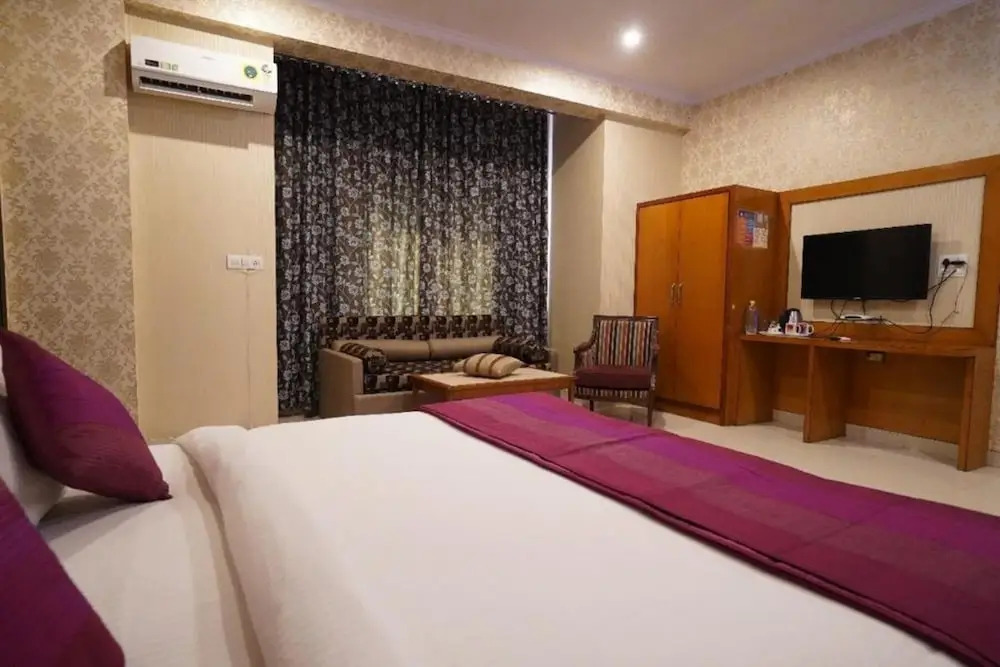 Hotel The Omaira