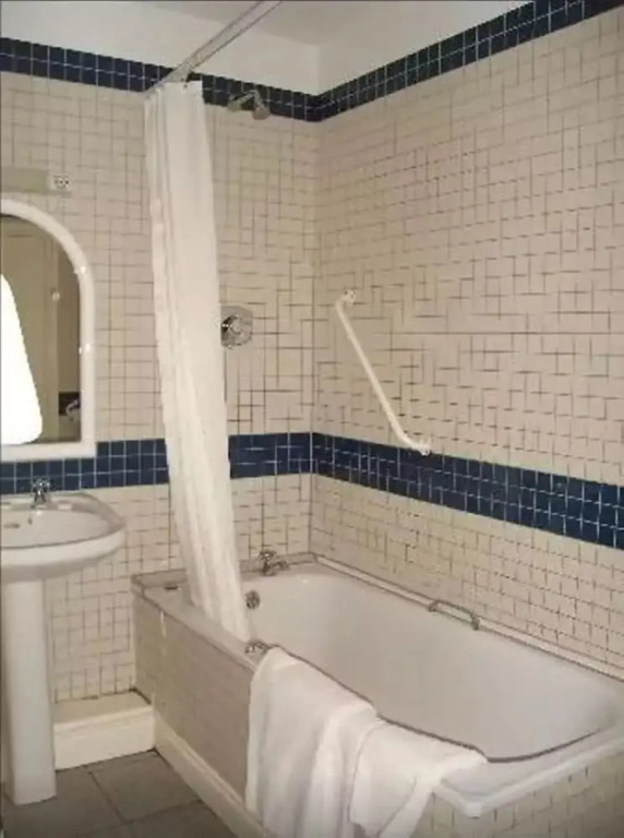 City Centre 1Br Suite Apt In Dublin-2