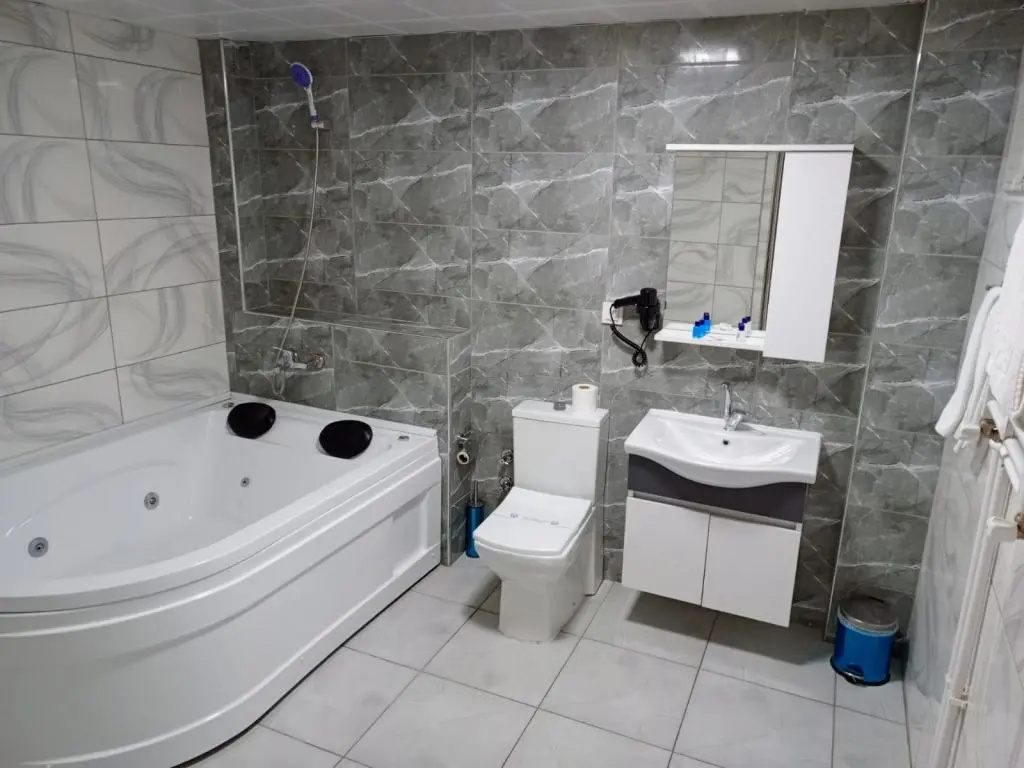 Çiçek Hotel
