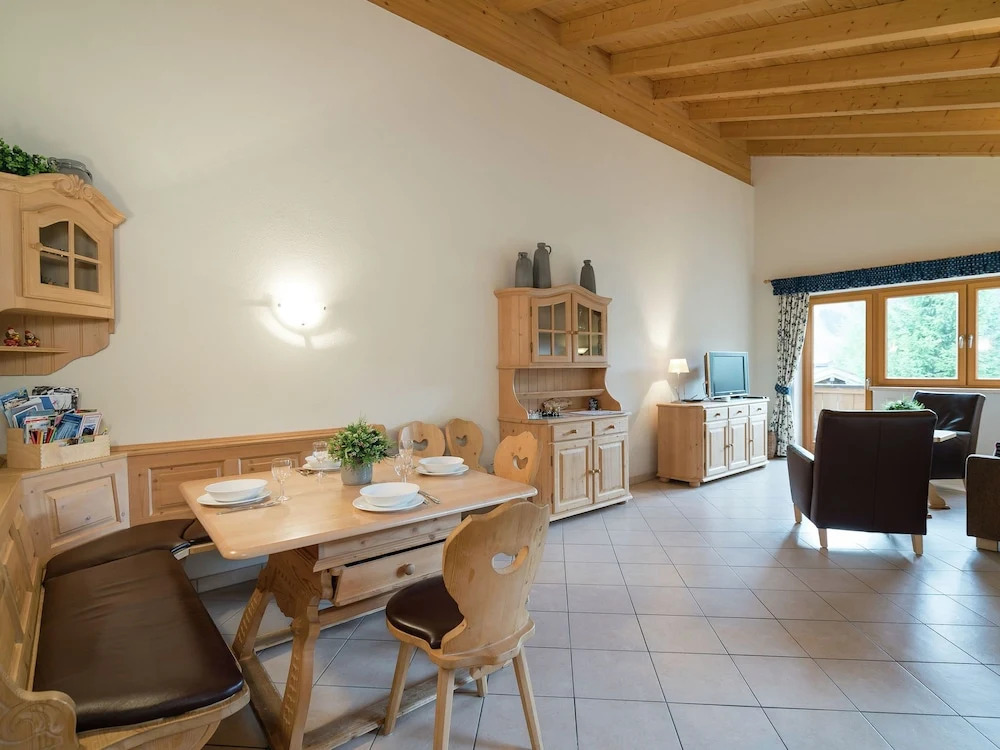 Charming Apartment in Saalbach-hinterglemm Near Ski Lift