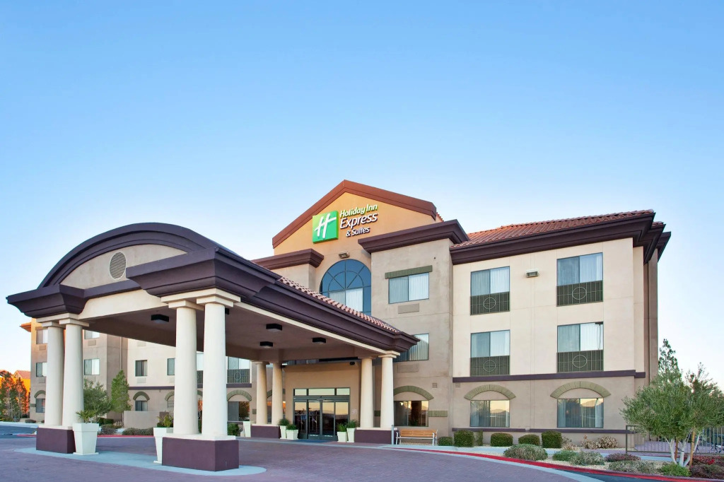 Holiday Inn Express & Suites Barstow - Route 66 by IHG