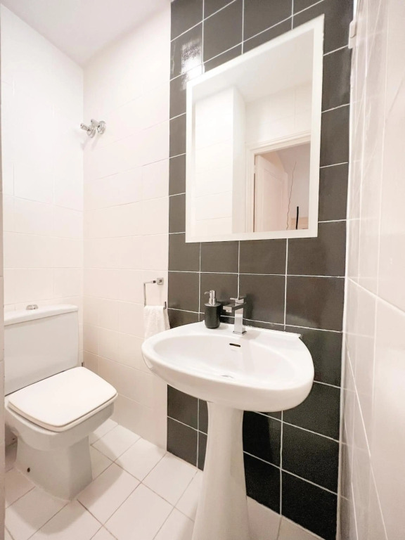 Nice 5BDR Villa close to Puerto Banús, DOUVLE_COM