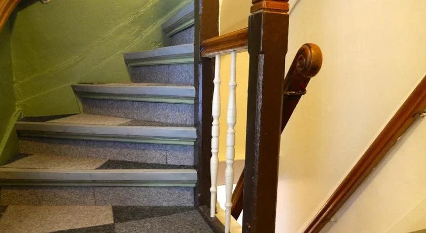 Hotel Adolesce