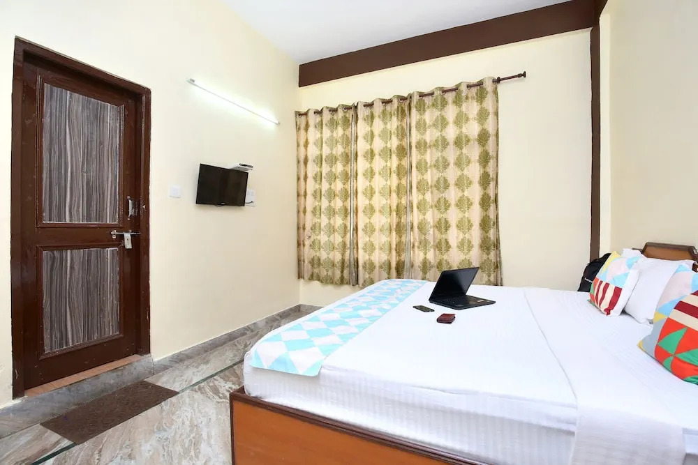 OYO 19173 Home Cheerful Stay Dhalli