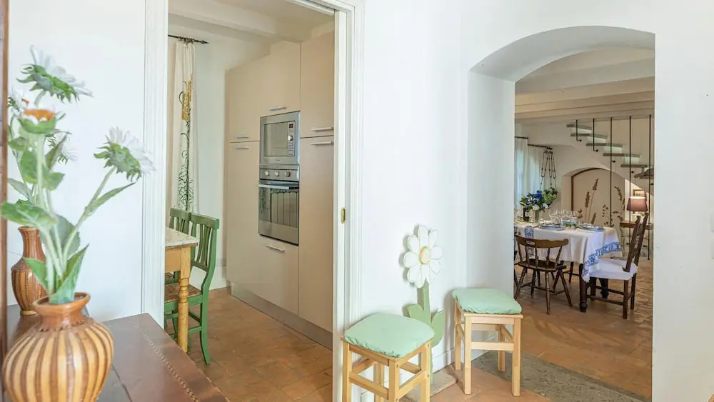 Casa Ciculino 8, Emma Villas