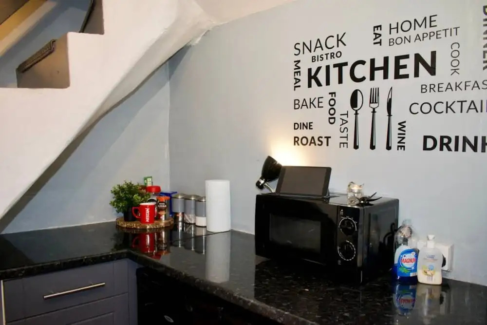Cosy 1 Bedroom Edinburgh Apartment