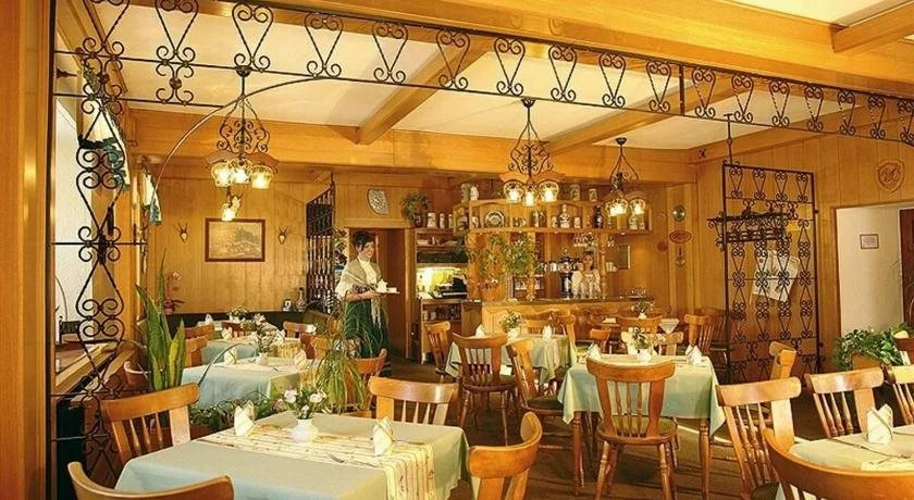 Hotel Gasthof zum Walfisch