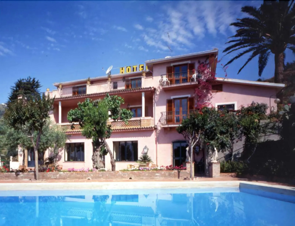 Hotel Villa Sirina