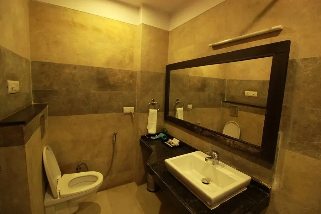 Hotel Inderlok Ananta